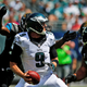 Illustration for article titled Nick Foles Was Really Shitty, And Then He Wasn't